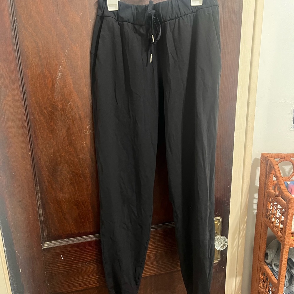 Lululemon joggers